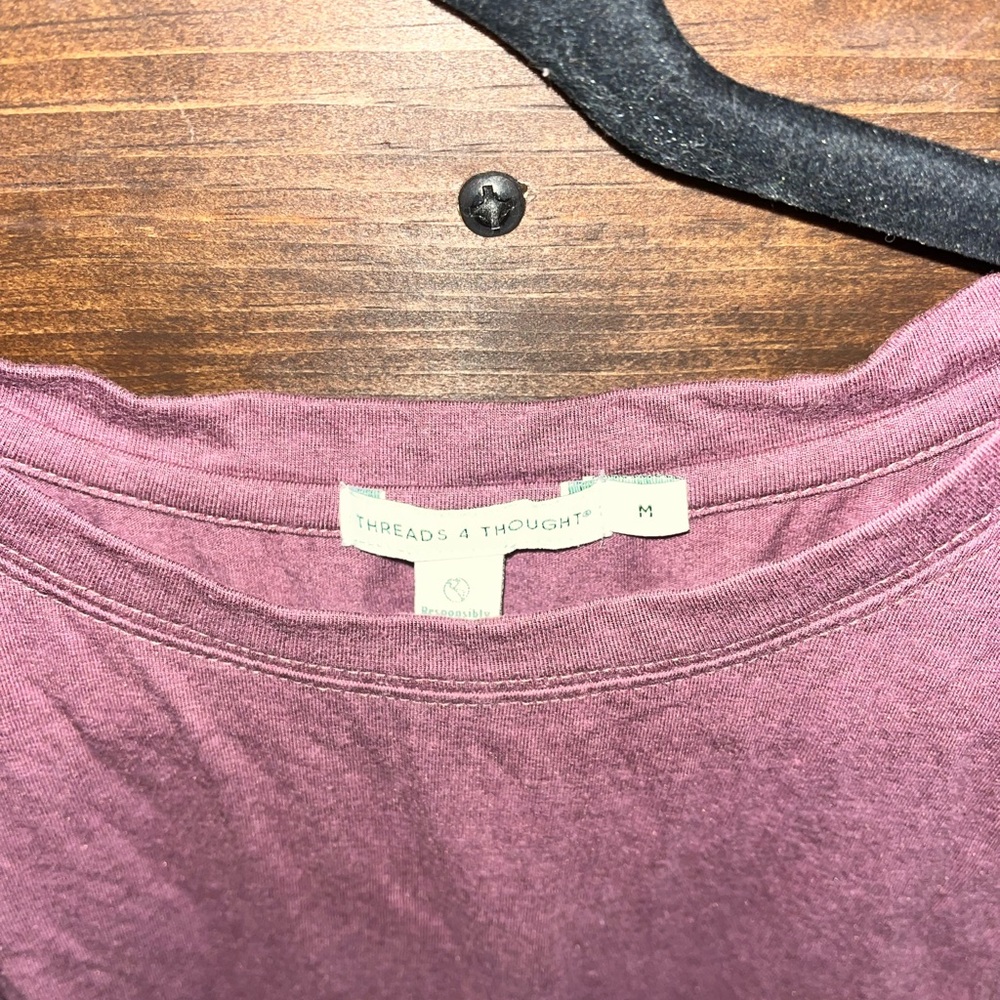 Thread 4 Thoughts Tank - Picture 3 of 4